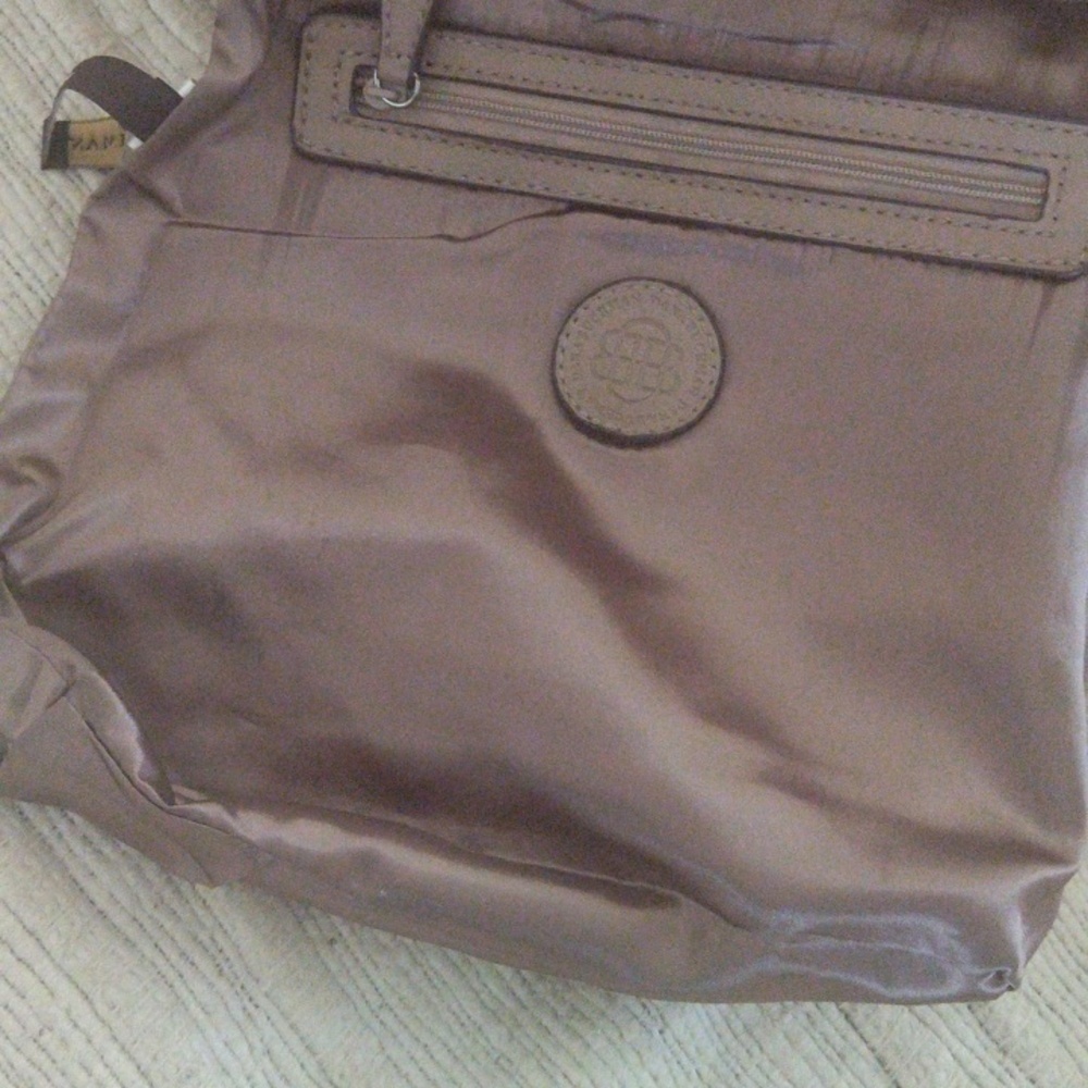 Ladies Designer Bag - Picture 6 of 13